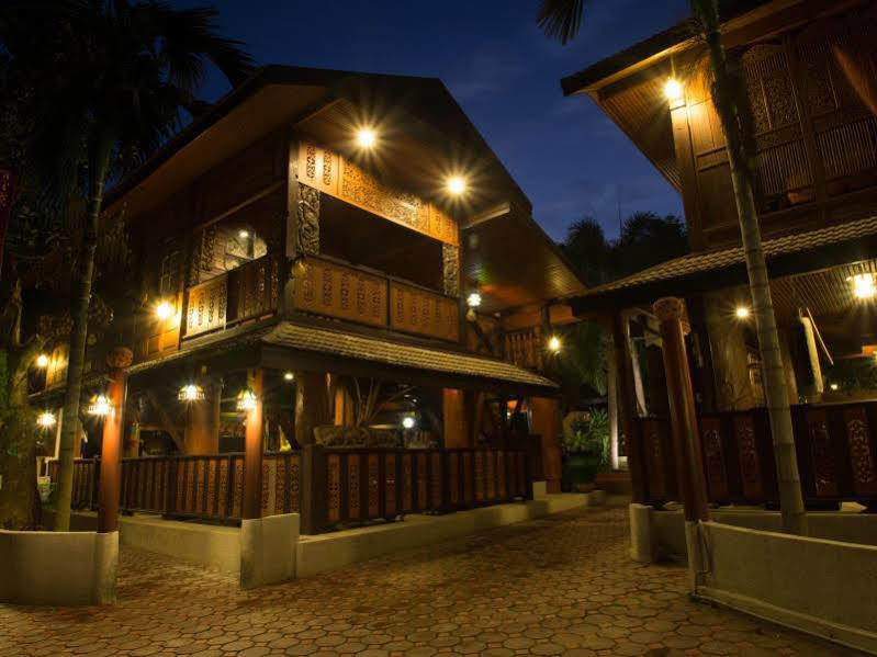 Heuan Parittapa Lanna Resort Baan Tawai Chiang Mai Exterior foto