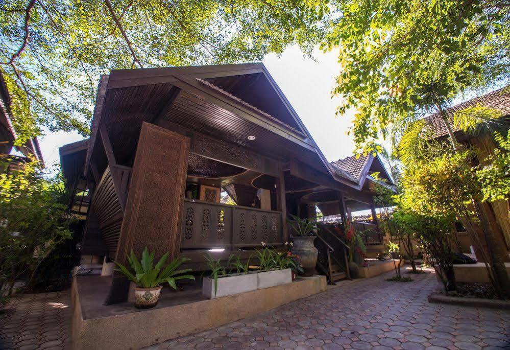 Heuan Parittapa Lanna Resort Baan Tawai Chiang Mai Exterior foto